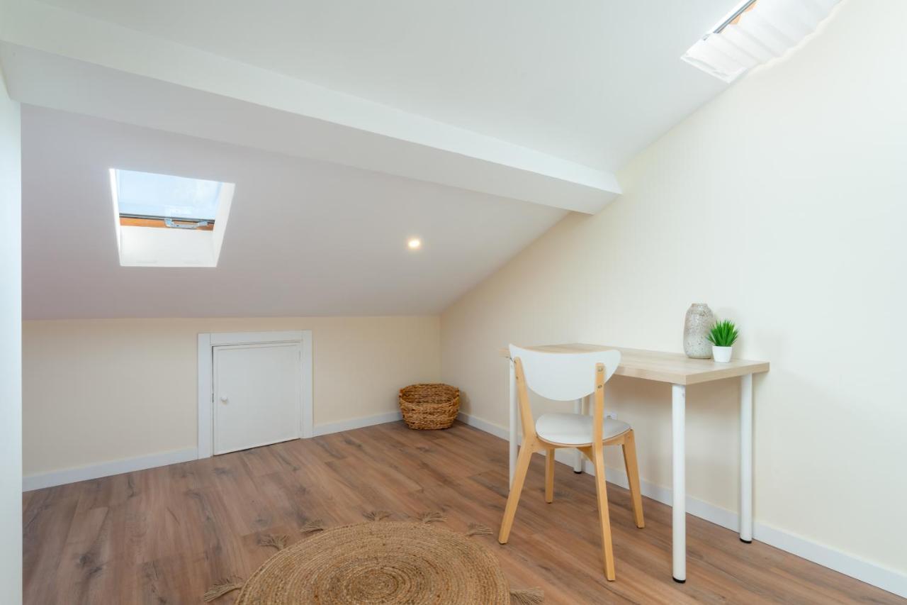 Host Wise - Fantastic Contemporary Flat W Balcony Lejlighed Porto Eksteriør billede